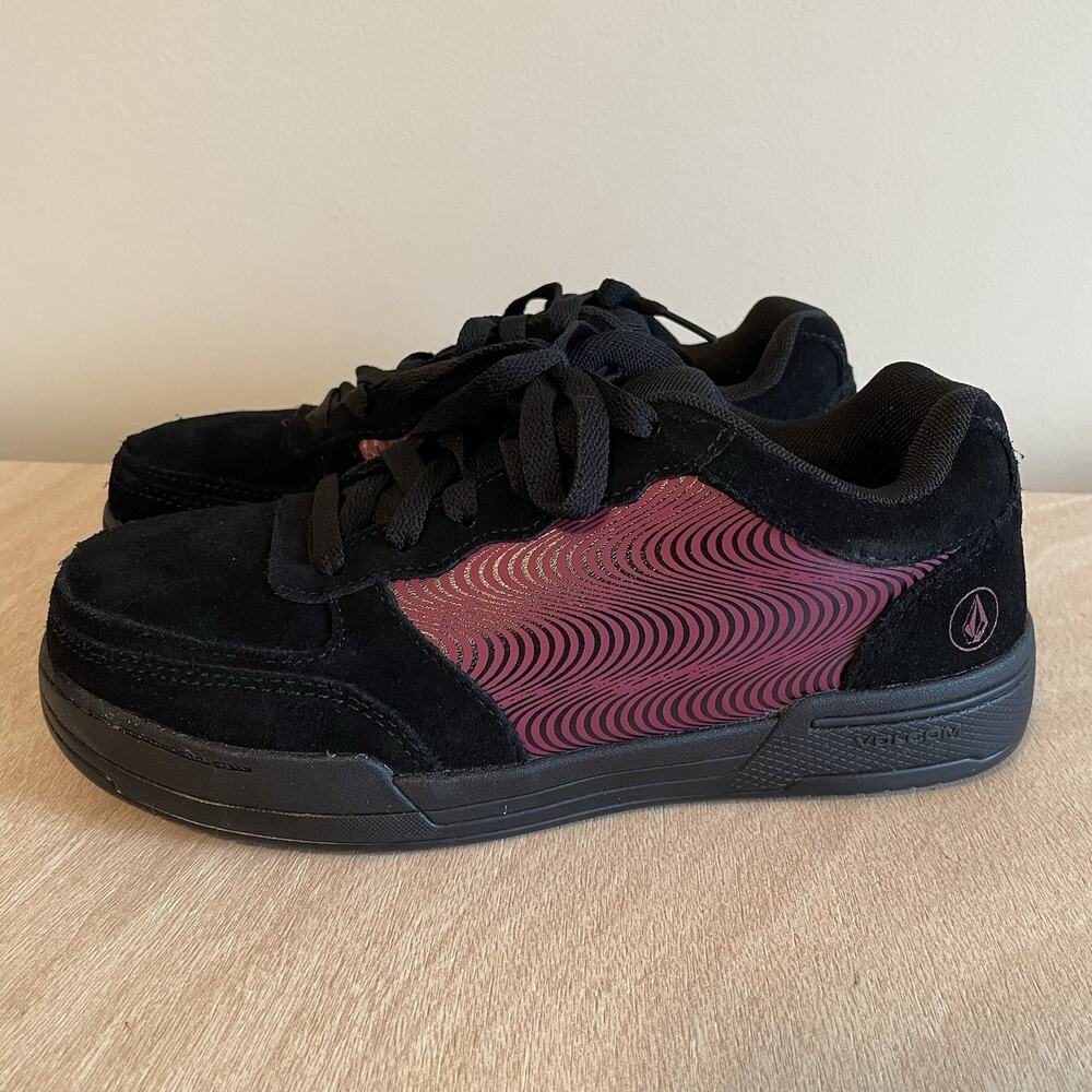 Volcom Comp Toe Sneakers - Picture 2 of 15